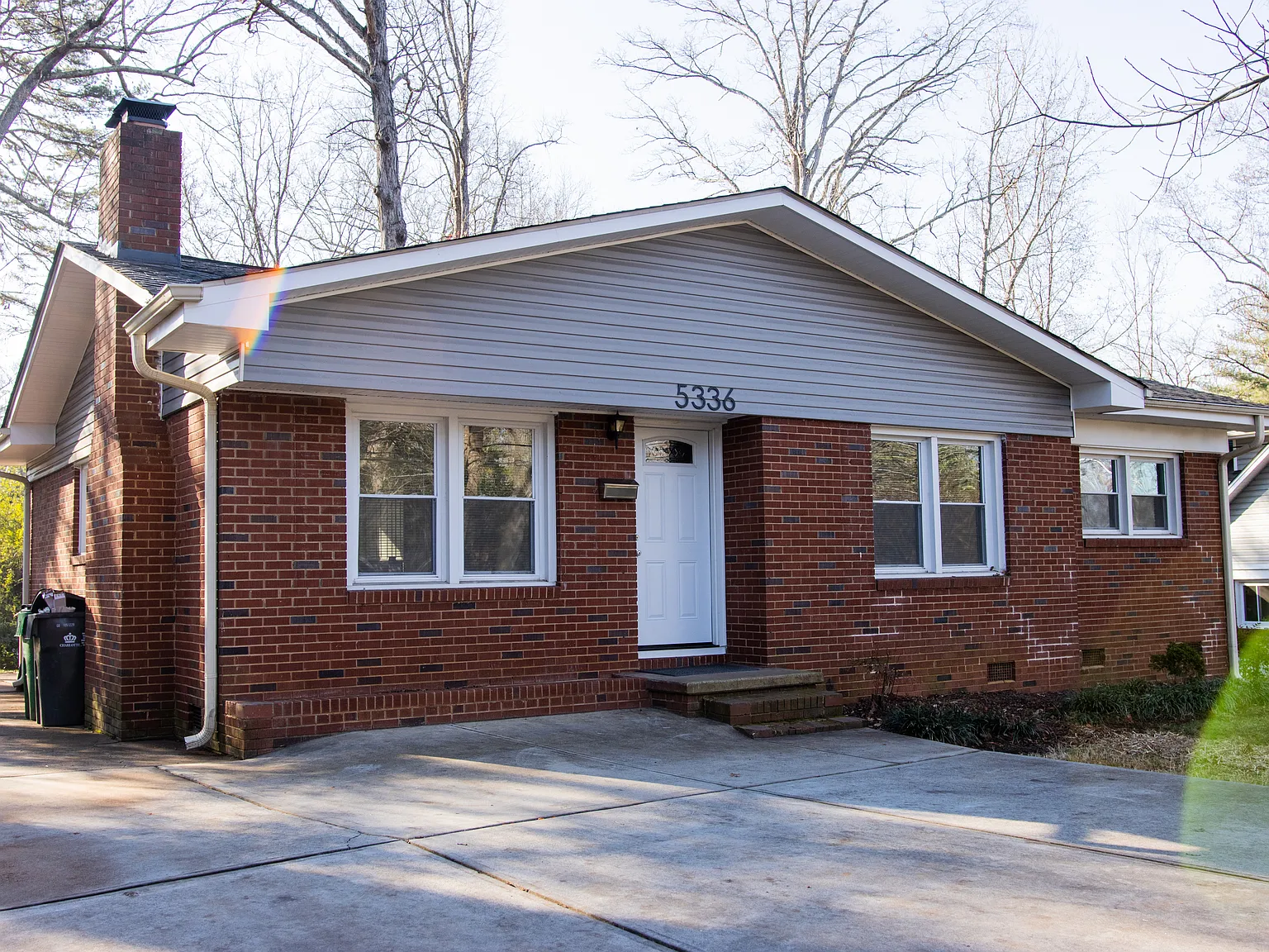 3 bed, 1235 sqft, $2,700 — Photo 3