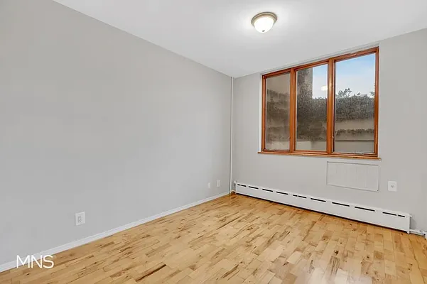 Rented by MNS Marketing | media 31