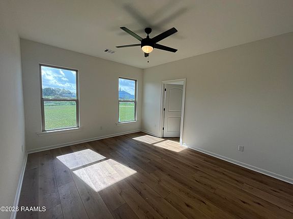 5th image of 120 Betrillo Ct