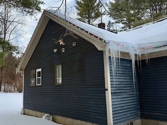 3rd image of 30 Stone Valley Rd