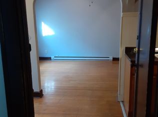 590 Woodruff Place East Dr APT 16, Indianapolis, IN 46201