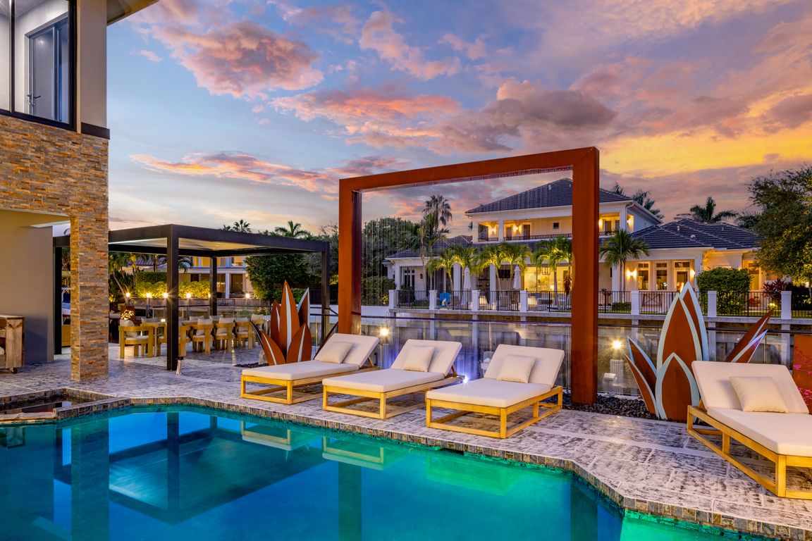 next background image