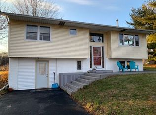 1418 Clark Rd, Lapeer, MI 48446