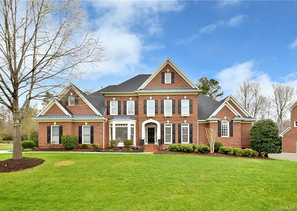 1st image of 7814 Stonehaven Dr
