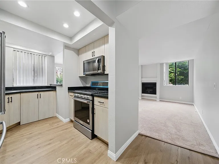 7826 Topanga Canyon Blvd #218 — Photo 12