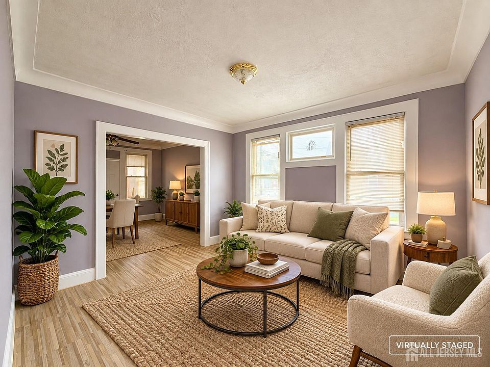 1st image of 231 Myrtle Ave