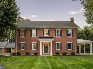 110 E Pine St, Ephrata, PA 17522