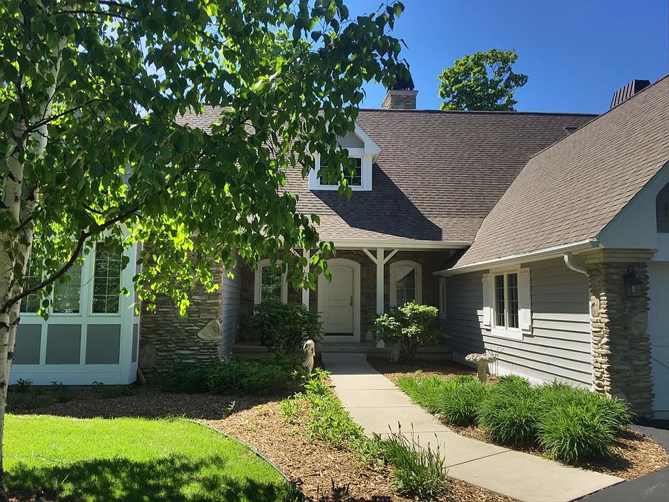 1st image of 10687 Commodore Cir Unit 701