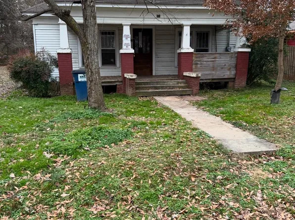 305 N Hickory St, Beebe, AR 72012