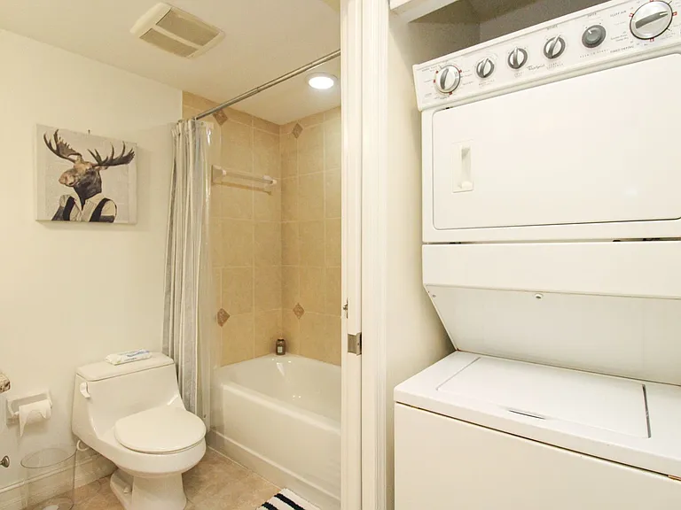 1100 Pine Ridge Rd #B-301 — Photo 6