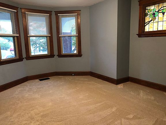 3rd image of 3226 Herbert Ave