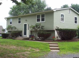 234 Eastline Rd, Ballston Lake, NY 12019