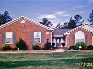 145 Presnell Ct, Whispering Pines, NC 28327
