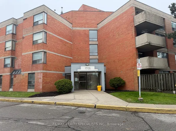 1705 McCowan Rd #103, Toronto, ON M1S 4L2
