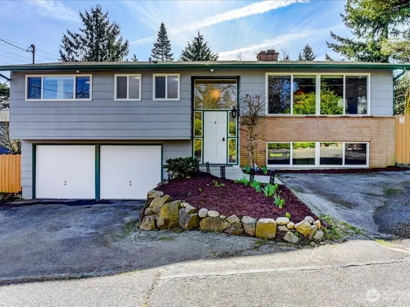 11242 A Fremont Avenue N, Seattle, WA 98133