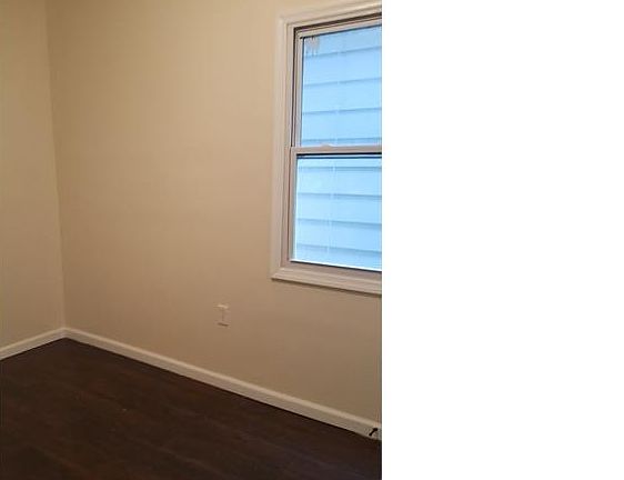 5th image of 790 S 15th St Floor 1