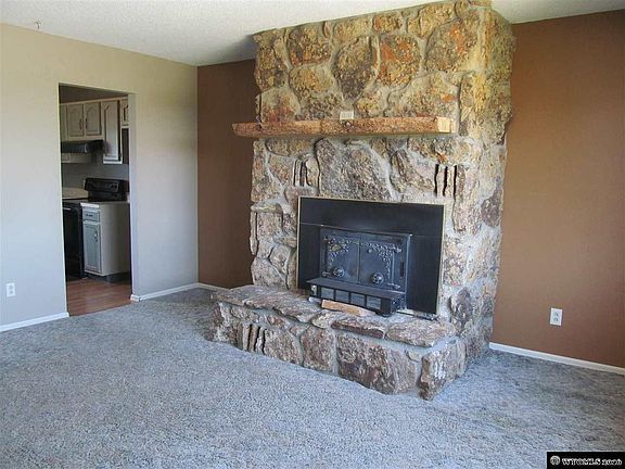 3rd image of 123 W Airport Dr