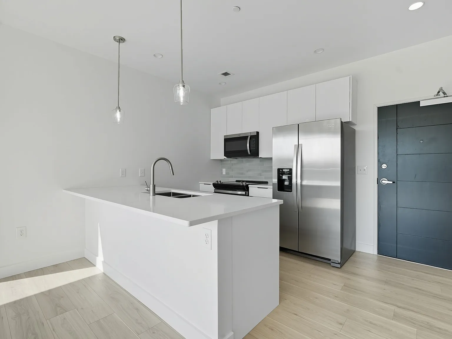 THE 616 — Photo 2