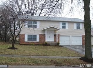 2341 Farflung Dr, Florissant, MO