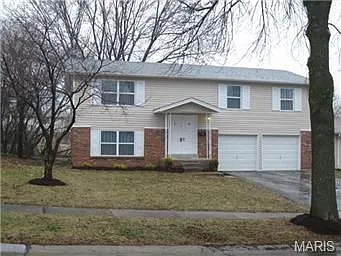 2341 Farflung Dr photo 1