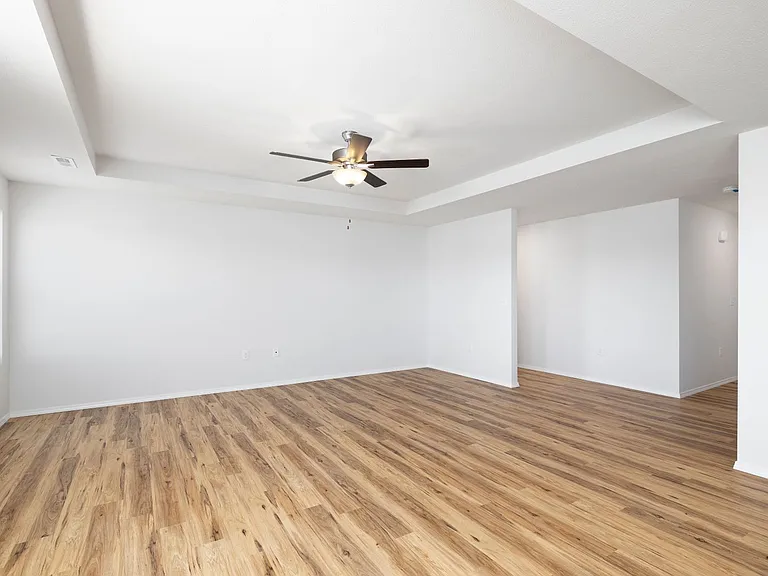 1001 Abbey Ave — Photo 11