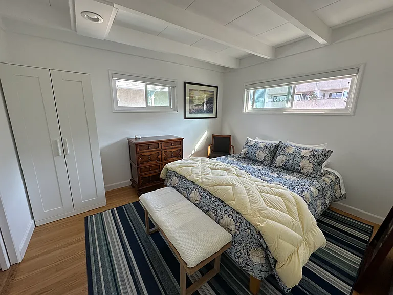 691 Cliff Dr — Photo 25