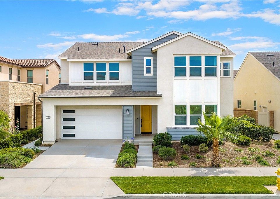 1st image of 2530 E Penelope Ln