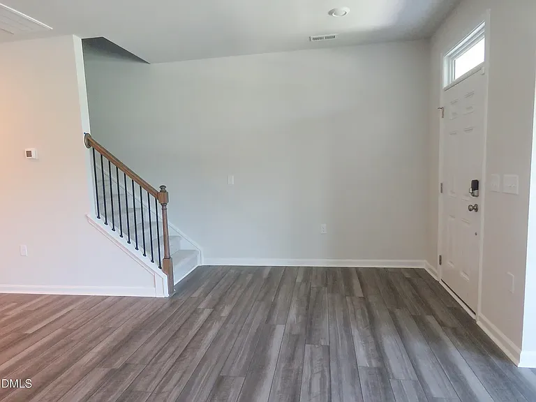 5118 Anamosa St — Photo 9