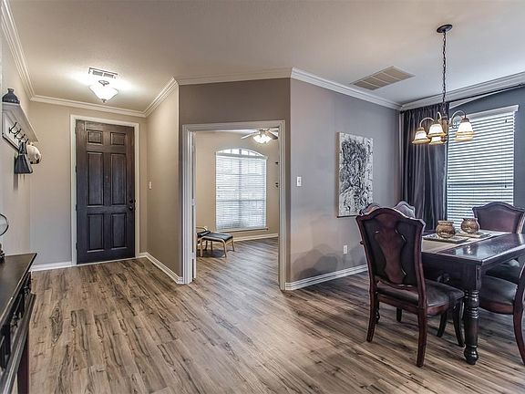 5th image of 5128 Bald Cypress Ln