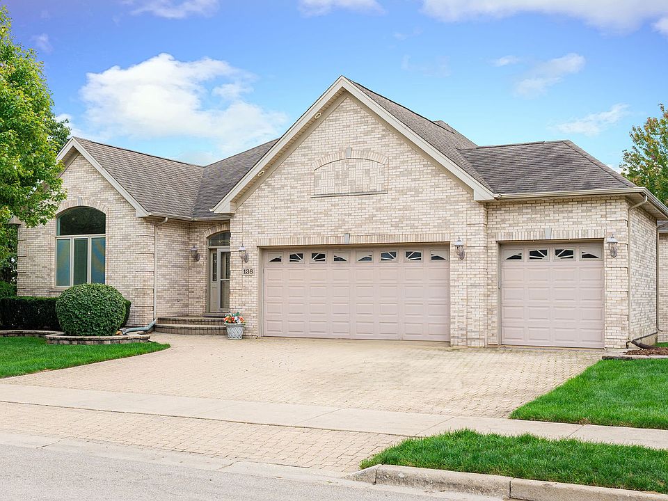 1st image of 136 Rose Dr