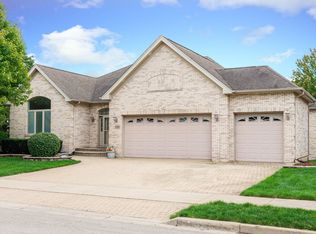 136 Rose Dr, Bloomingdale, IL 60108