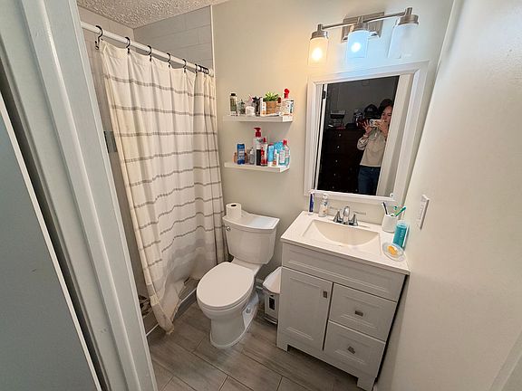 5th image of 13805 Miken Ct