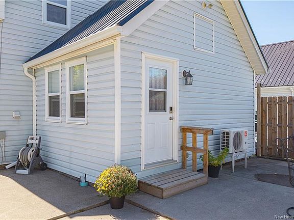 5th image of 6 Armstrong St