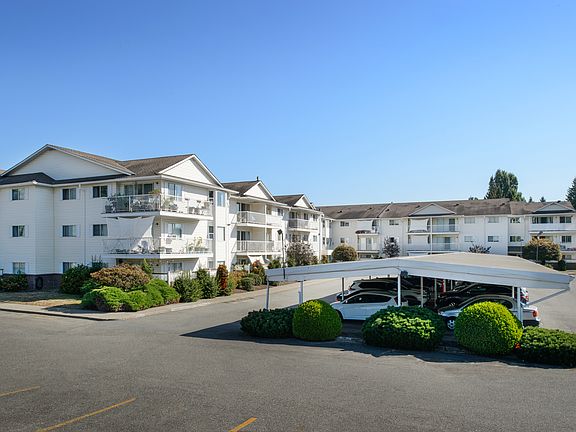 4th image of 32435 George Ferguson Way #127