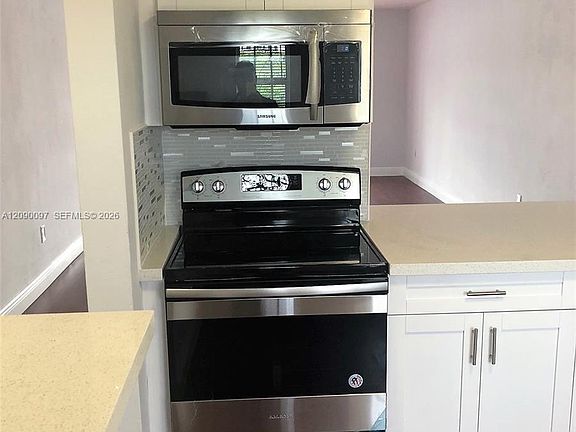 4th image of 18900 NE 3rd Ct APT 515