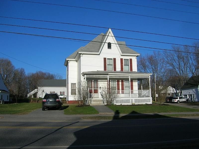 405A Elm St, Laconia, NH 03246 Zillow