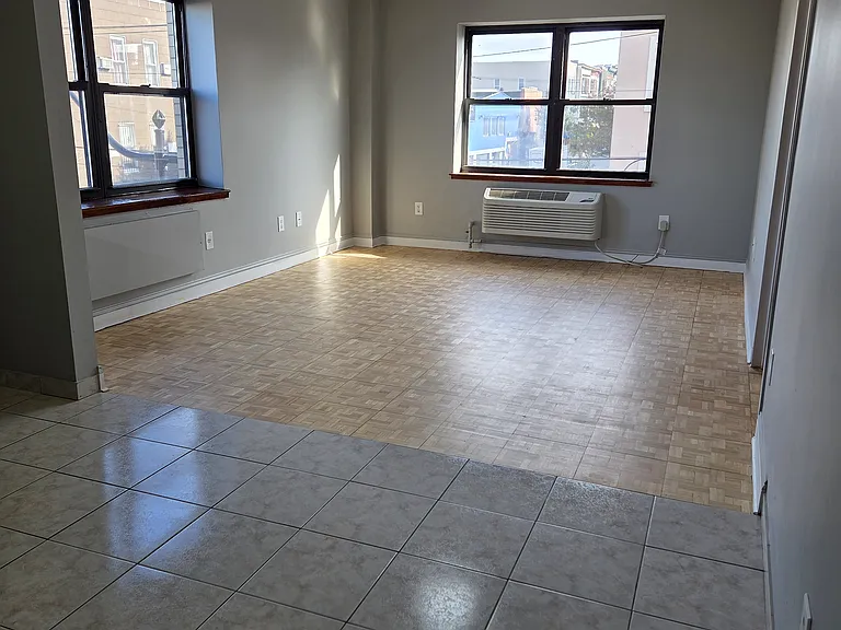 2401 Berg Ave #3H — Photo 13