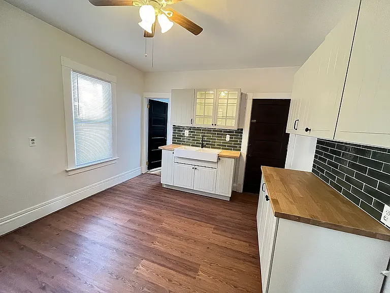 498 Prospect Ave #2 — Photo 2