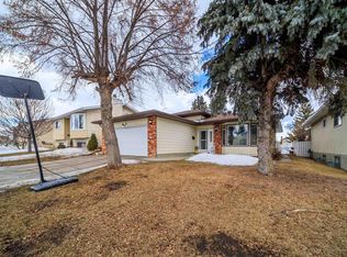 16515 113th St NW, Edmonton, AB