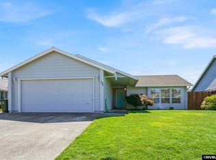 555 SE 7th Pl, Canby, OR 97013