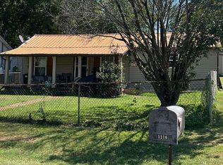 1210 Montgomery Ave, Sheffield, AL 35660