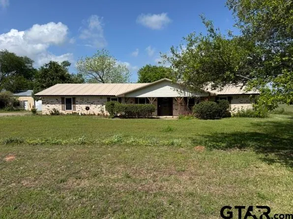 300 Black Oak Rd, Como, TX 75431