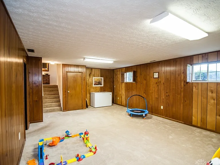9026 S Normandy Ln — Photo 19