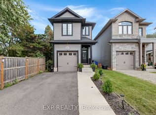 688 Dunn Ave, Hamilton, ON L8H 6M6
