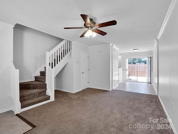4th image of 12188 Bottlebrush Pl