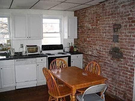 1st image of 11 Smythe St #3