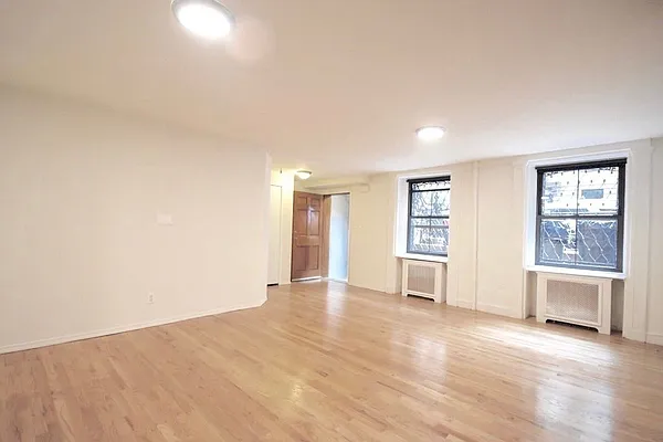 Rented by KYLM, LLC | media 17