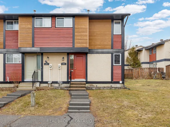 101 McClintock Way, Ottawa, ON K2L 2A5