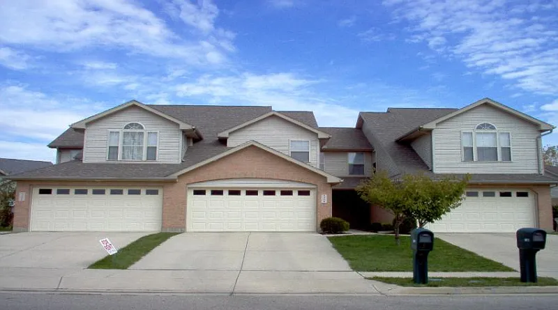 Laurel Creek Apts, 981 Jasmine Lane — Photo 1