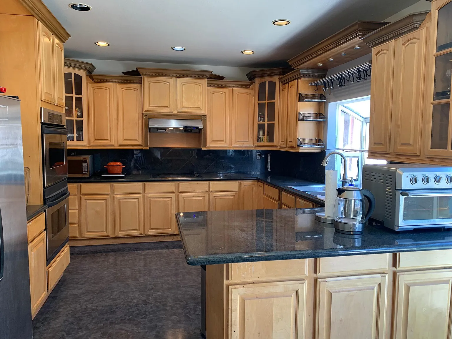 2349 Cabrillo Dr — Photo 3